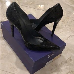 Stuart Weitzman Python Pump 🐍